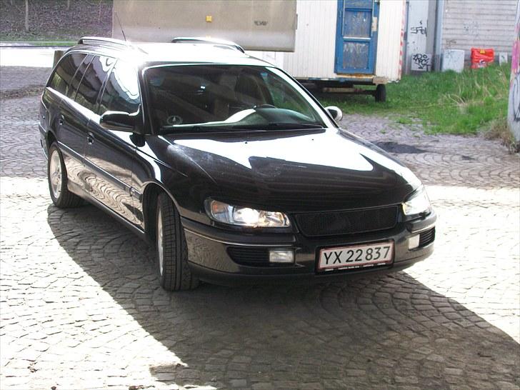 Opel Omega B Sport ***Solgt*** billede 7