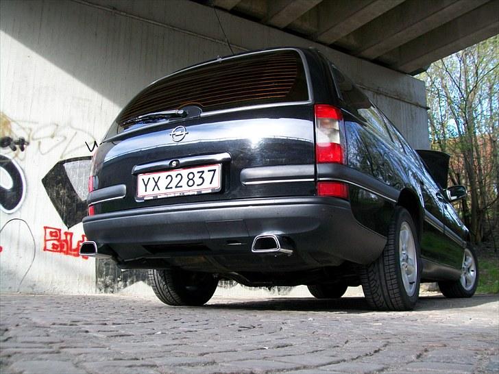 Opel Omega B Sport ***Solgt*** billede 15