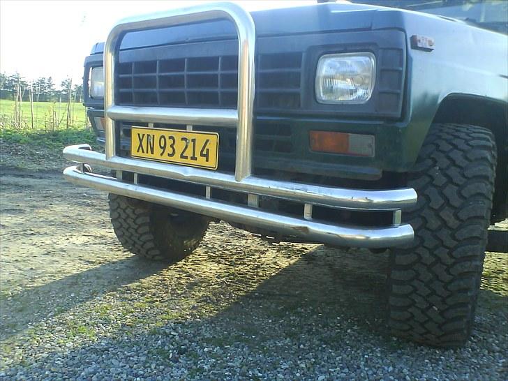 Datsun Patrol *SOLGT* billede 5