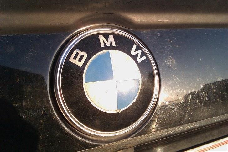 BMW E30 320i SOLGT billede 14