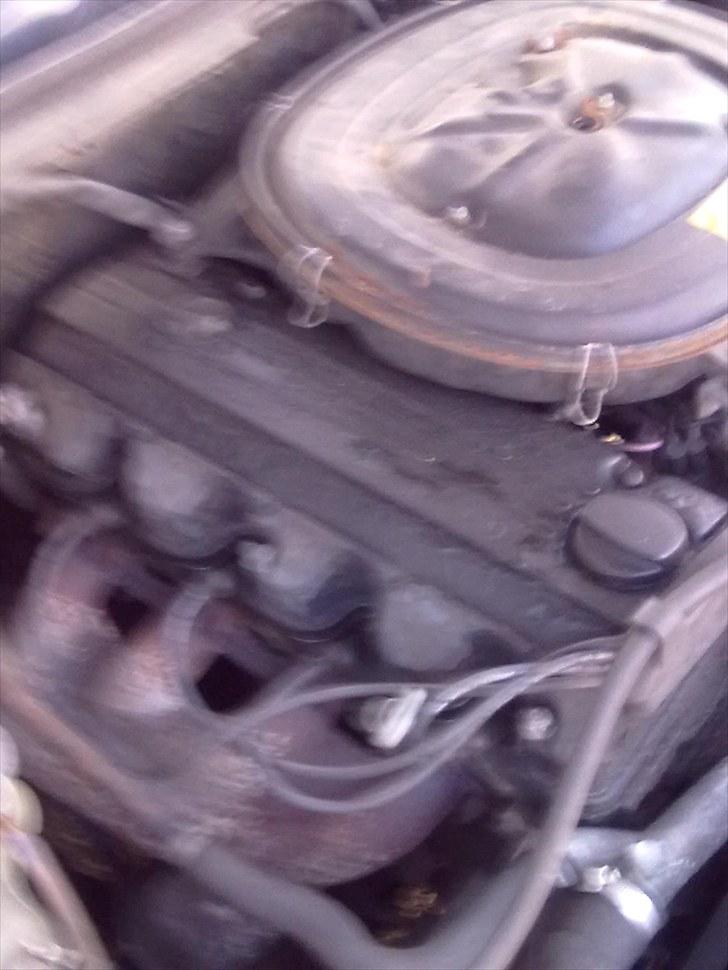 Mercedes Benz 190E SOLGT billede 11