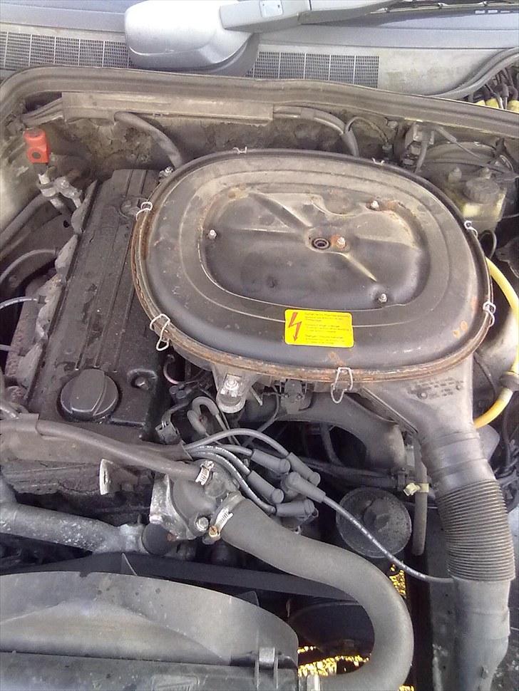 Mercedes Benz 190E SOLGT billede 13