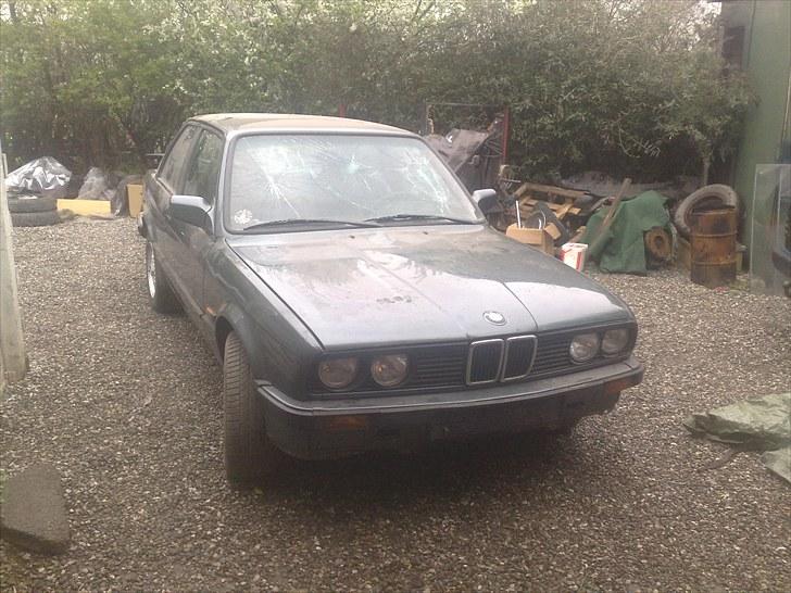 BMW 320i coupe projekt billede 1