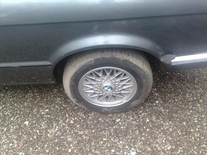 BMW 320i coupe projekt billede 4