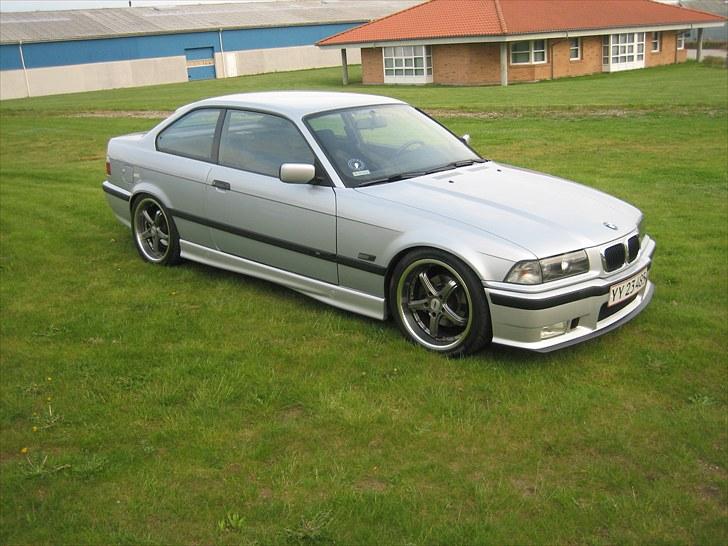 BMW E36 320i Coupe SOLGT billede 10