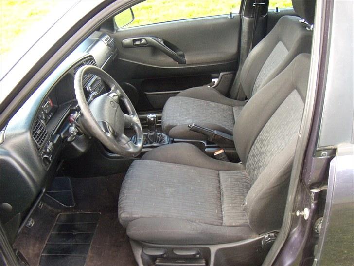 VW Passat 1,9 tdi GT solgt billede 8