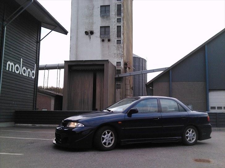 Mitsubishi Carisma 1.8 GLS billede 13