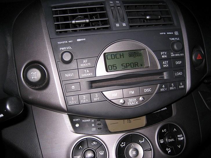 Toyota Rav4 2,2 D-4D 4x4 SOLGT billede 5