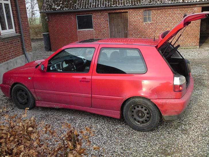 VW Golf 3 1,9 TDI *SOLGT* billede 9