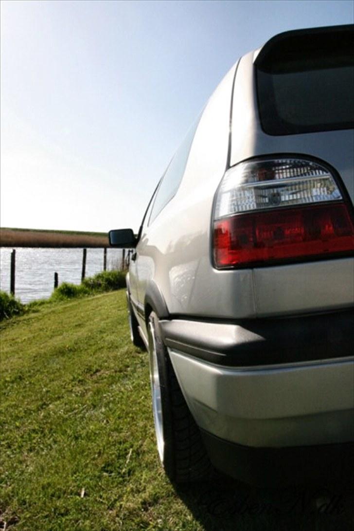 VW Golf 3 2.0 GTI 16v Solgt billede 5