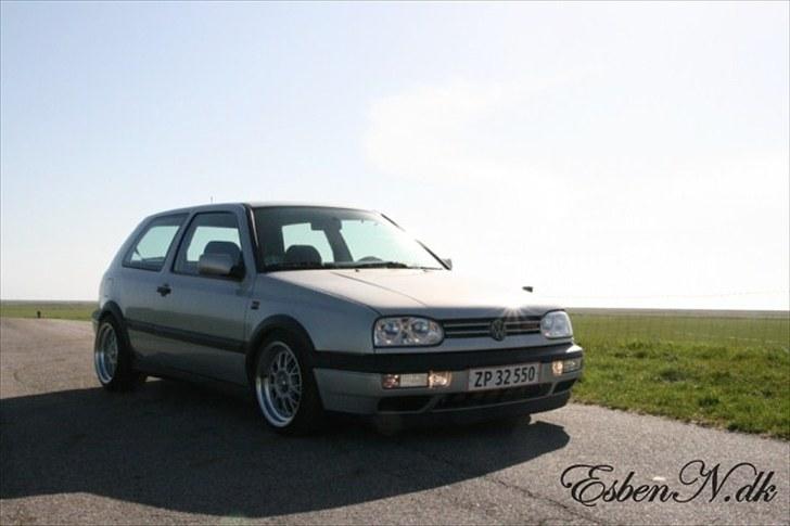 VW Golf 3 2.0 GTI 16v Solgt billede 10