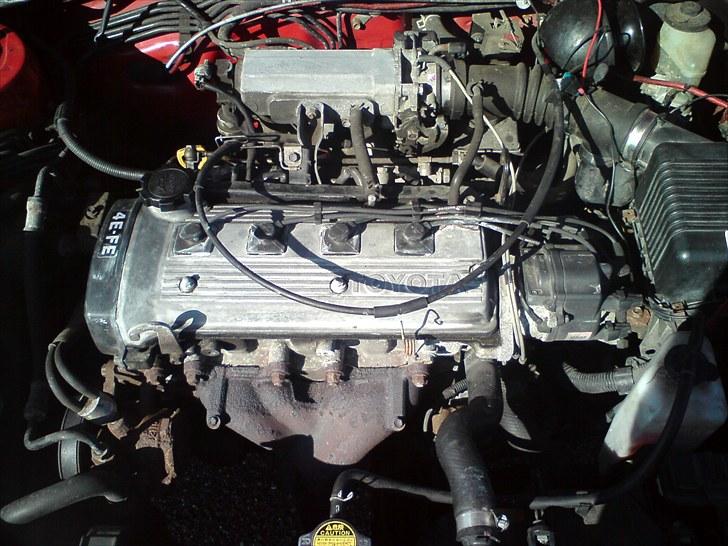 Toyota Corolla 1,3 solgt billede 4