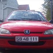 Peugeot 106  Den Røde Reje!