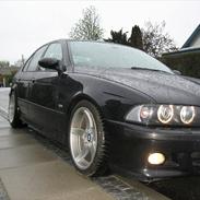 BMW 528 i