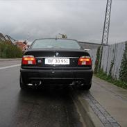 BMW 528 i