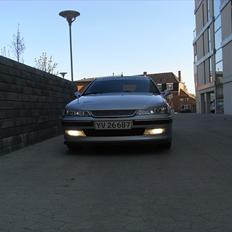Peugeot 406 2.0 HDI Total skadet