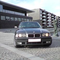 BMW E36 320i Coupe Solgt