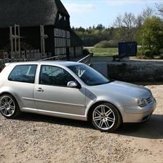VW Golf MK4