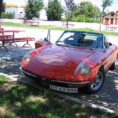 Alfa Romeo Spider 1750 Veloce