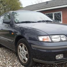 Mazda 626 1.8i GLX Combi Coupe.