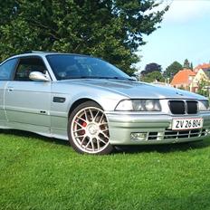 BMW e36 320i coupé SOLGT