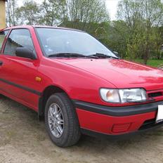 Nissan Sunny 1.4 16v. 