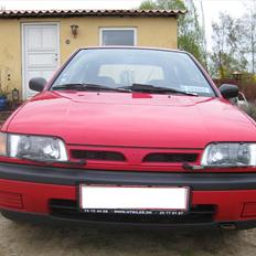 Nissan Sunny 1.4 16v. 
