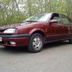Renault 19 GTS solgt 11,000