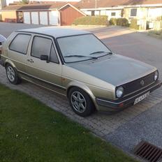 VW GOLF 2 solgt