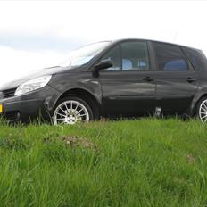 Renault Scenic II 1,9 dCi *Solgt*