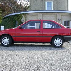 Ford Escort 1.3 cl  
