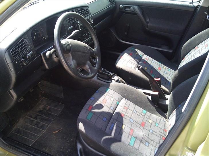 VW Golf 3 1.8 Stc *SOLGT* billede 8