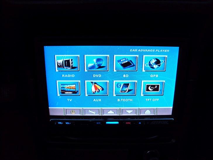 Mazda 323C billede 10