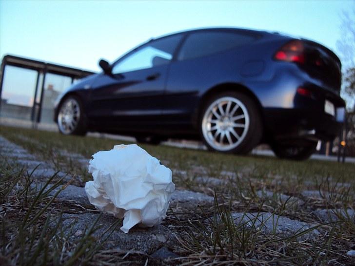 Mazda 323C billede 13