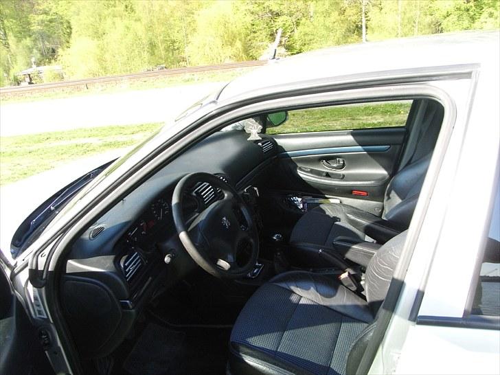 Peugeot 406 2.0 HDI Total skadet billede 15