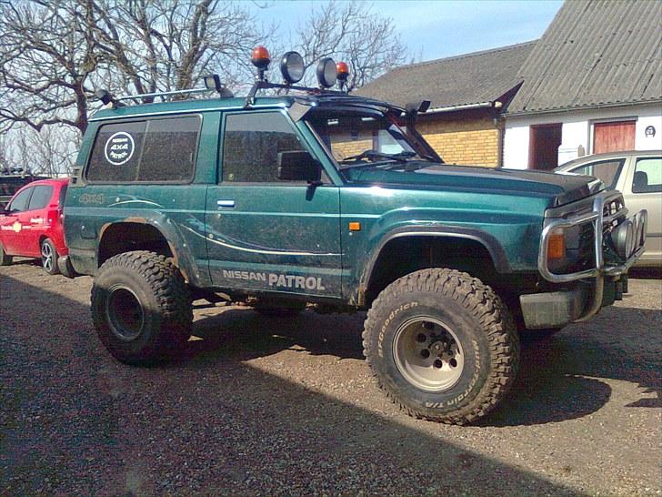 Nissan patrol gr billede 10