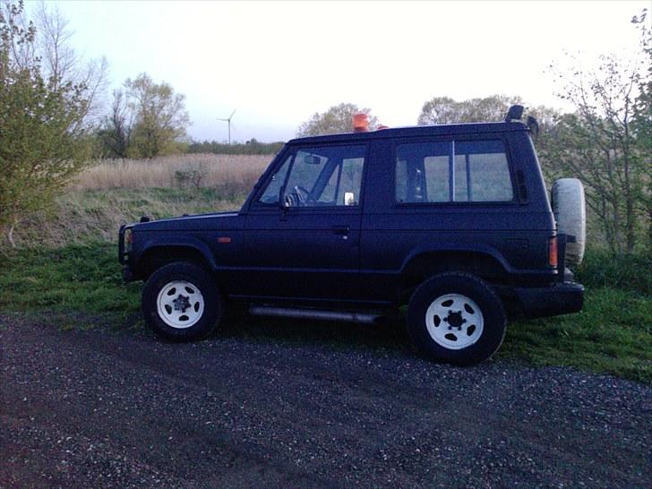 Mitsubishi Pajero 2.3 TD 4x4 Byttet - På standart hjul, og uden skærmforøgere.. billede 4