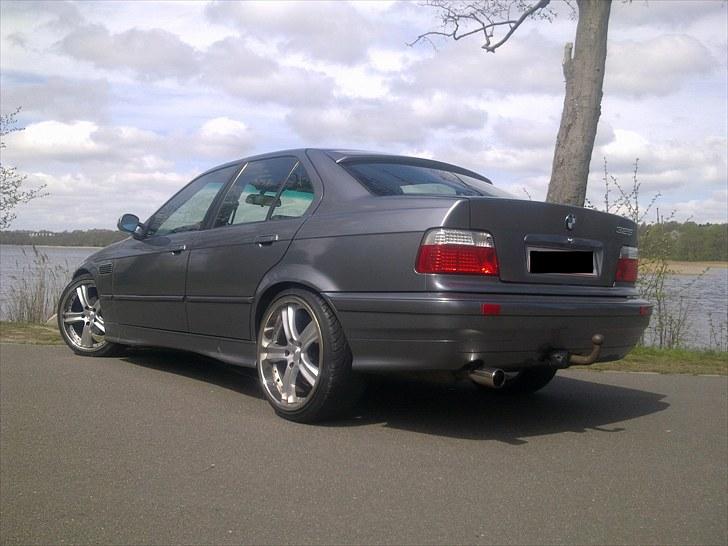 BMW 320i Vanos! M3  billede 3