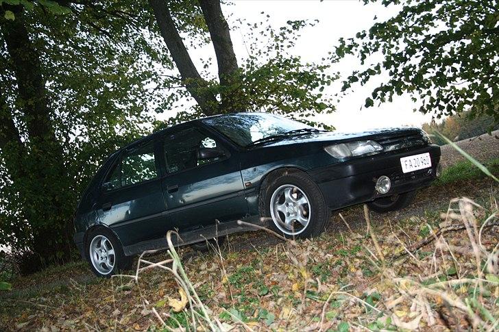 Peugeot 306 1,9 XLD "SOLGT" billede 2