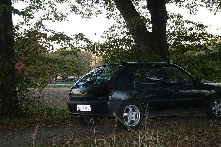 Peugeot 306 1,9 XLD "SOLGT" billede 9