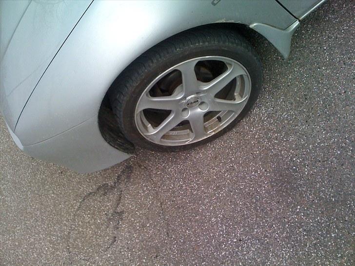 Mazda 323f BA / SOLGT billede 13