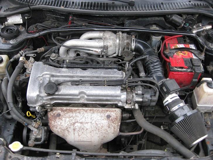 Mazda 323 f Byttet væk billede 12