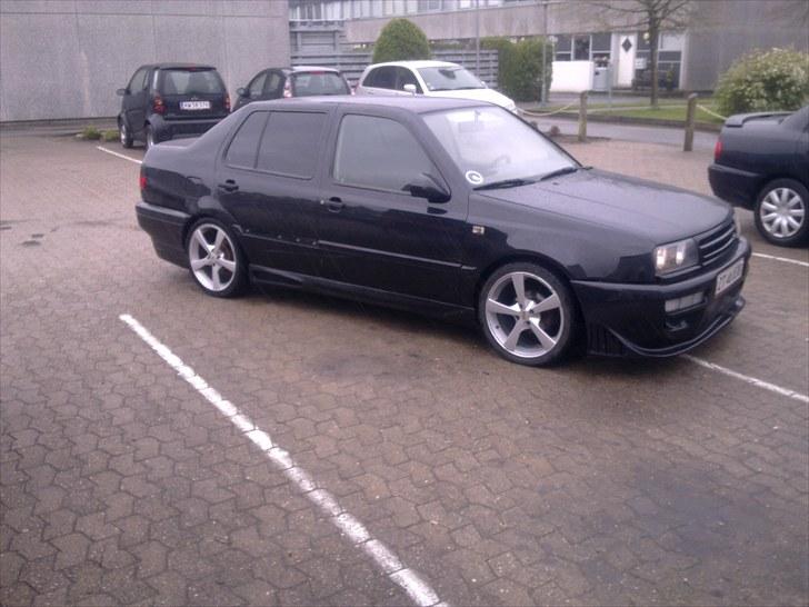 VW vento 1,8 (  solgt  ) billede 10