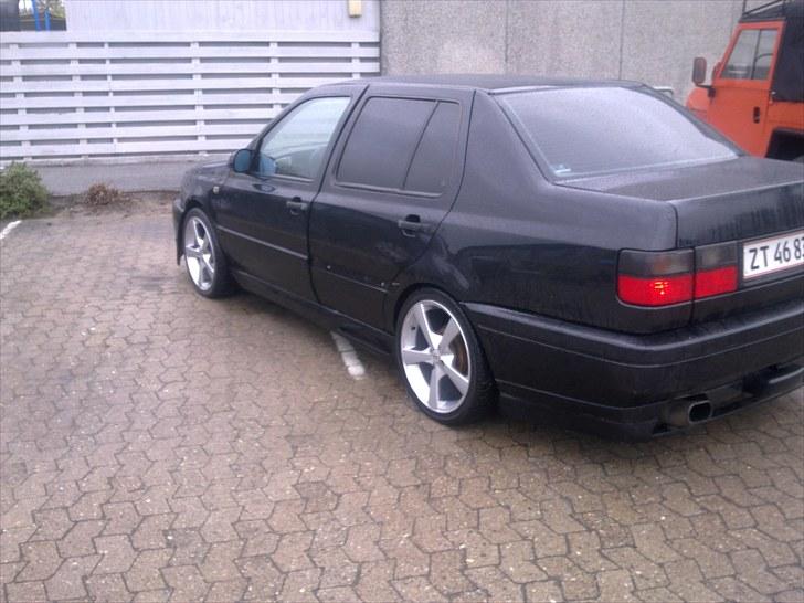 VW vento 1,8 (  solgt  ) billede 12