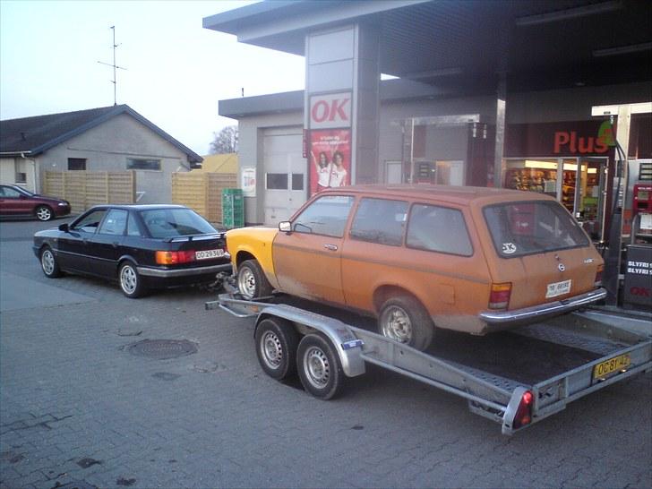 Opel kadett c caravan solgt billede 9
