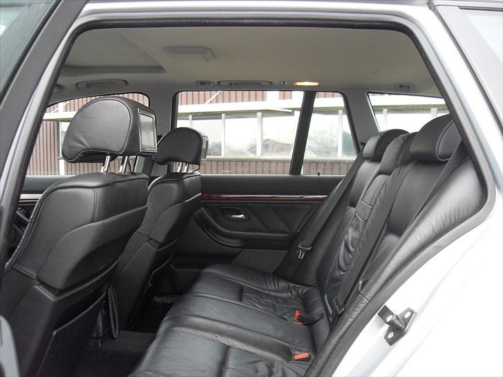 BMW 540I Touring Steptronic - Børn skal også sidde godt.... billede 6