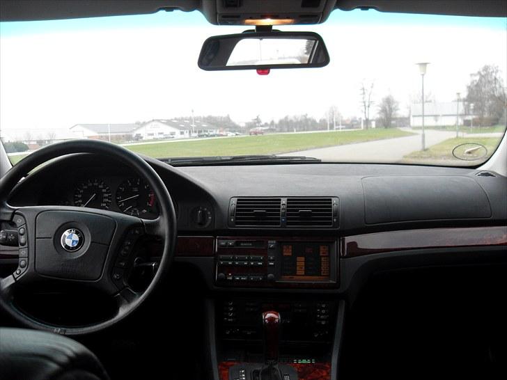 BMW 540I Touring Steptronic - Lidt "old school" men der er ALT, og det virker perfekt.. billede 8