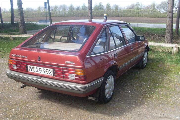 Opel Ascona c cc Solgt billede 6
