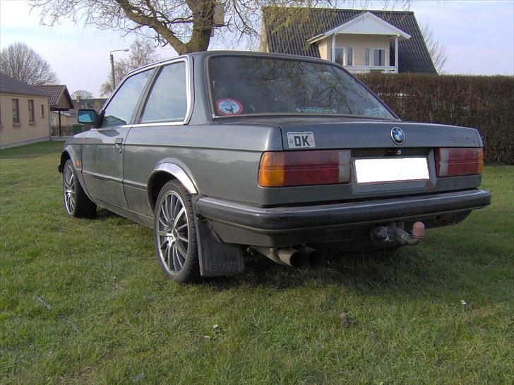 BMW E30 320i Coupé (solgt)  billede 10