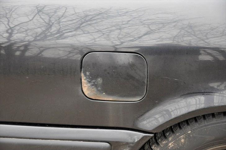 Audi 100 Limo. 2,6V6 (c4) - Ja.... Hmmm, en ny klap måske !?? Den er ikke blevet bedre over vinteren.... billede 7